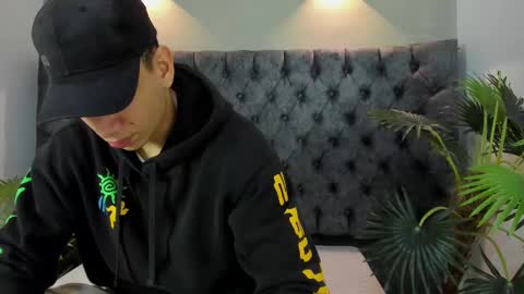 Alan online show from October 22, 1:02 pm