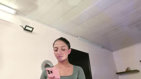 Snapshot of alana_madison chatting on September 17, 11:13 am Maeve online show from September 17, 11:13 am