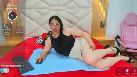 Alana  online show from October 11, 7:50 pm