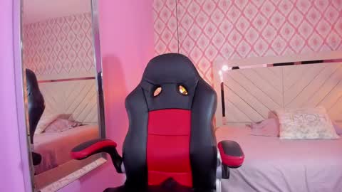  ALANA online show from September 20, 1:03 pm