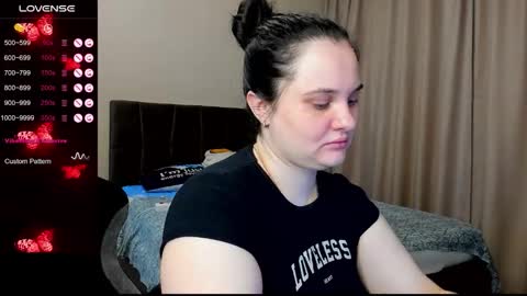 Julia online show from October 15, 12:36 am