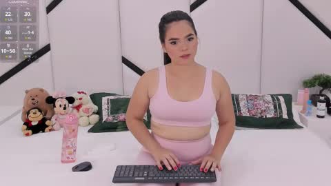 Snapshot of alanacusack chatting on October 9, 12:32 pm Alana online show from October 9, 12:32 pm
