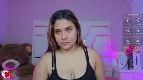 alanarousse_ online show from July 9, 12:09 pm