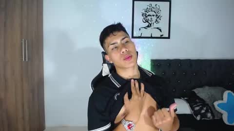 alannaughty_ online show from November 9, 2:48 am