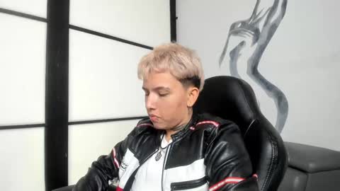 Snapshot of alanred_ chatting on September 22, 4:16 am alanred_ online show from September 22, 4:16 am