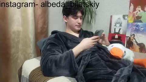 Snapshot of albeda22 chatting on October 23, 11:38 pm Albedo online show from October 23, 11:38 pm