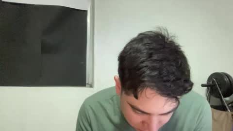 alber753713 online show from June 8, 4:02 am