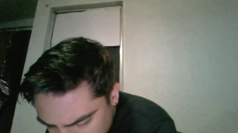 alber753713 online show from July 2, 6:40 am