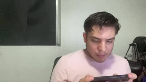 alber753713 online show from June 25, 5:34 am