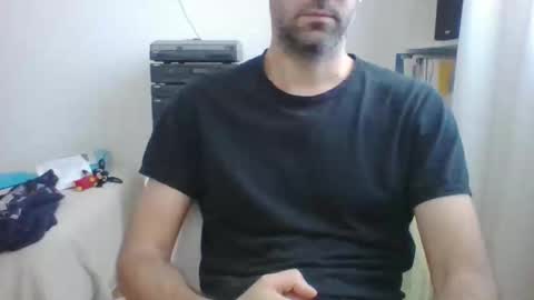 albertodivenire online show from February 2, 10:13 am