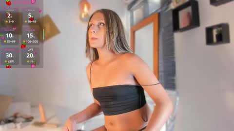 aleexiiaa online show from April 14, 4:54 pm