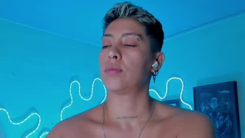 Alejandra online show from February 19, 3:38 am