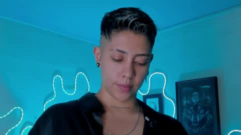 Alejandra online show from March 18, 5:24 am