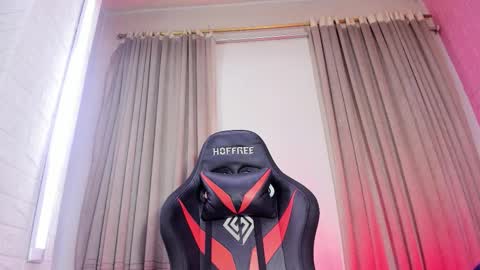 Aleja Hill online show from March 21, 4:40 am