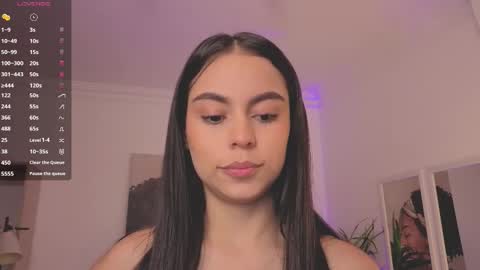 Snapshot of alejaa___ chatting on October 13, 12:07 pm Alejandra online show from October 13, 12:07 pm