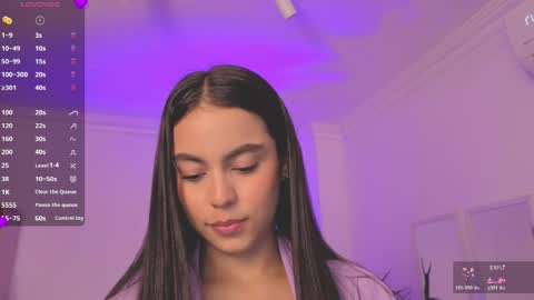 Alejandra online show from June 3, 11:35 am