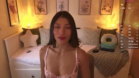 Alejandhra online show from March 21, 12:21 pm