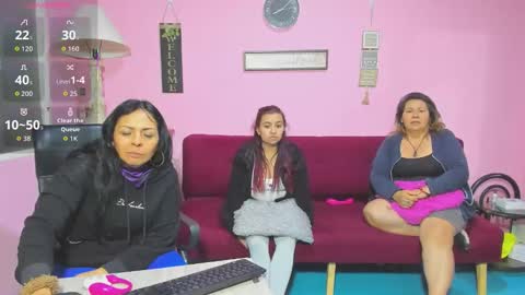 zoe and Kataleya online show from October 13, 1:07 am