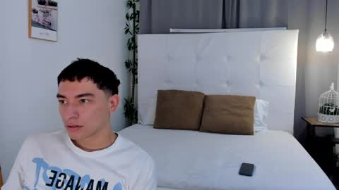 alejo_exotic online show from June 9, 1:22 pm