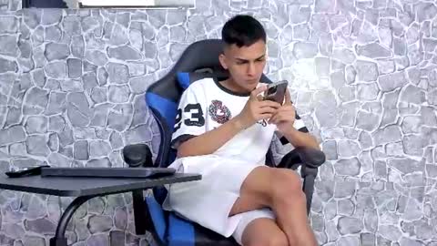 alejo peverell online show from June 10, 6:29 pm