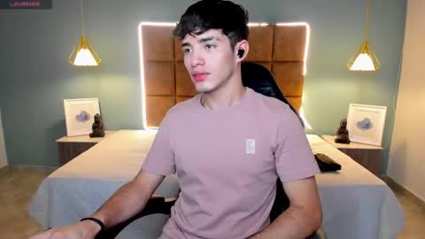 ALejoo Saenz online show from March 3, 1:23 am