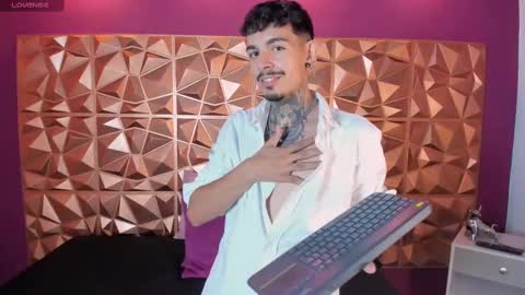 aleking13 online show from October 7, 1:29 pm