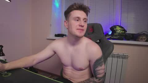 Alex and Linar online show from February 17, 11:15 pm