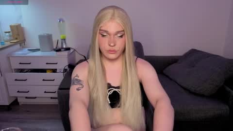 ALENA  INDEPENDENT MODEL online show from April 24, 2:30 pm