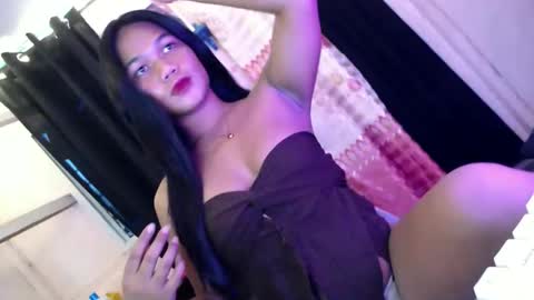 Kimmygirl online show from January 12, 9:27 am