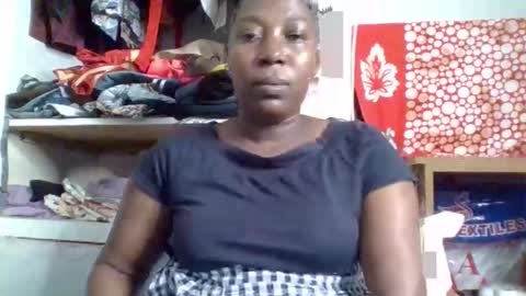 Noreen Kennth and Emilly online show from October 29, 1:35 pm