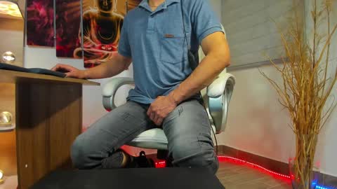 ALESSANDRO  WYE online show from February 18, 11:11 am