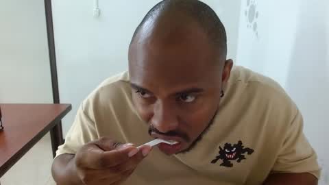 alessandro hamed online show from April 1, 2:03 pm