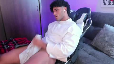 Alessandro Vanni online show from April 18, 2:19 pm