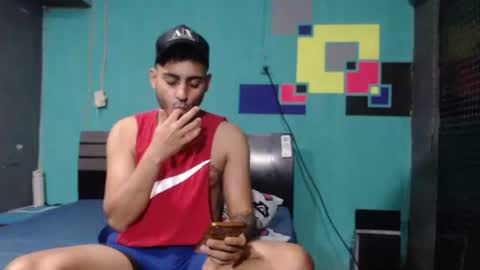 alessandro online show from December 4, 7:41 am