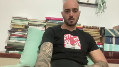 alessandromori91 online show from April 23, 8:54 pm