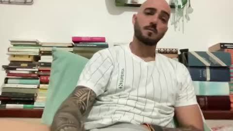 alessandromori91 online show from April 25, 9:23 pm