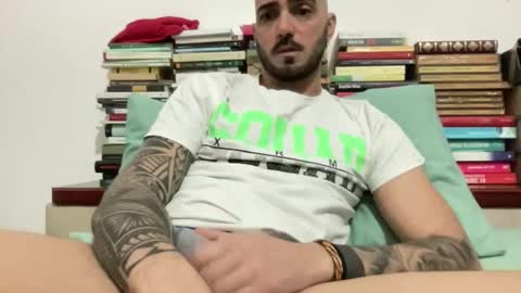 alessandromori91 online show from April 7, 8:11 pm