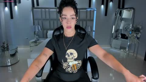 ALESSA ROMERO  online show from March 28, 7:59 pm