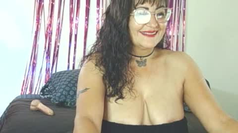 Allesiaboobs online show from October 15, 11:16 pm