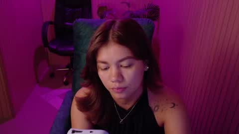 alessiamonroe_ online show from May 28, 9:57 pm