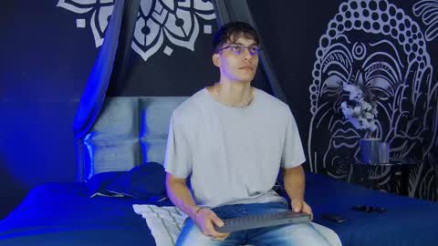 Alessio online show from December 17, 12:23 pm