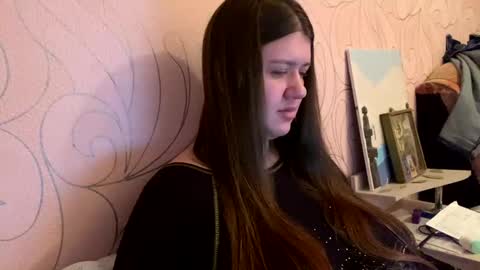 Snapshot of aletta_oushen chatting on February 8, 11:44 am Aletta Oushen online show from February 8, 11:44 am
