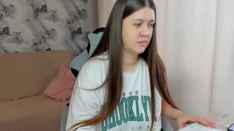 Snapshot of aletta_oushen chatting on September 20, 11:13 am Aletta Oushen online show from September 20, 11:13 am