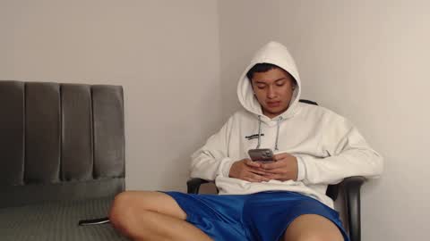 Owen online show from February 19, 5:27 am