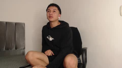 Owen online show from February 25, 1:09 am