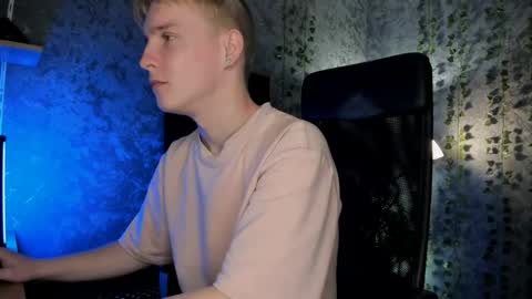 Snapshot of alex__sweet chatting on September 27, 6:33 am your Alex online show from September 27, 6:33 am
