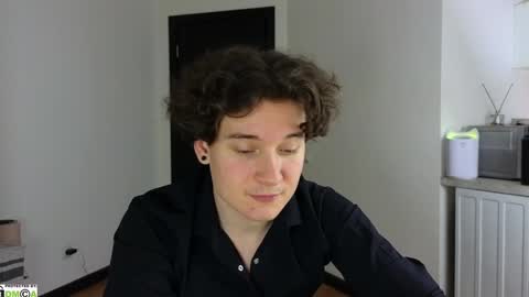 FAVORITE online show from December 3, 1:14 am