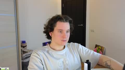 FAVORITE online show from March 12, 4:08 am