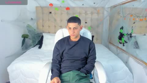 alex online show from October 6, 12:23 pm