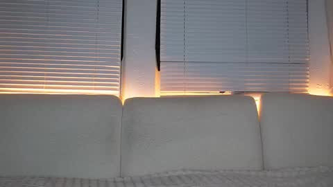 Alex Stone online show from February 25, 4:27 am